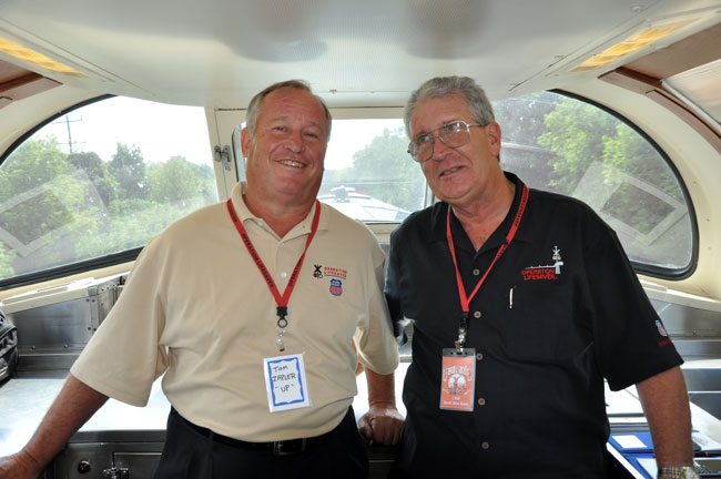 CNW-men-tom-Zapler-&-Gorden Bowe.jpg - Tom Zappler and Conductor Gordy Bowe.